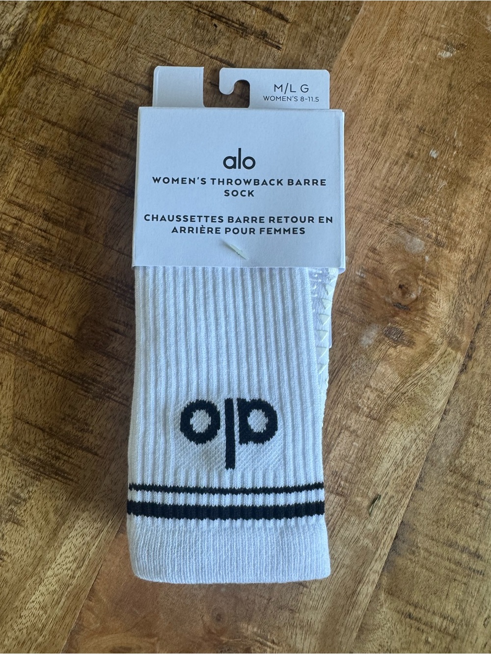 ALO Yoga Women's Throwback Barre Socks - White with Black Stripes